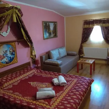 Старий Замок-2